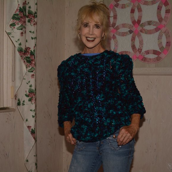 chenille crochet sweater. - Picture 2 of 2